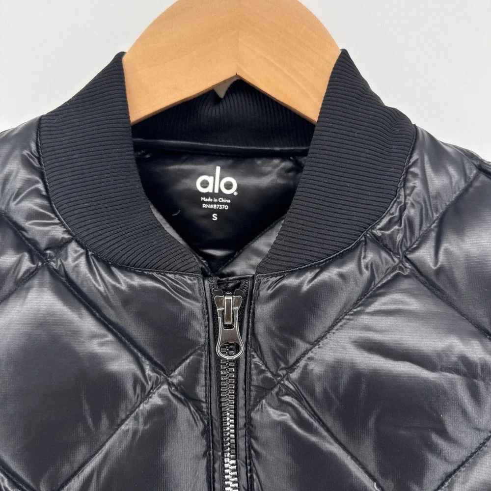 Alo Yoga Idol Bomber Workout Jacket‎ Black Down Filled Puffer Small EUC